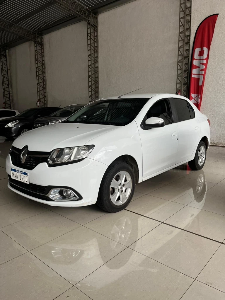 Renault Logan privilege 1.6 2015