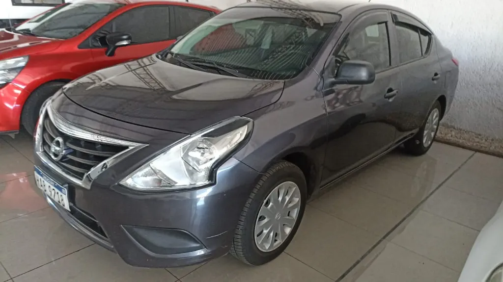 Nissan Versa Drive 2020 - 65.000 km